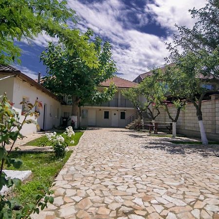 Hotel Casa Iordachescu Două Mai Exteriér fotografie