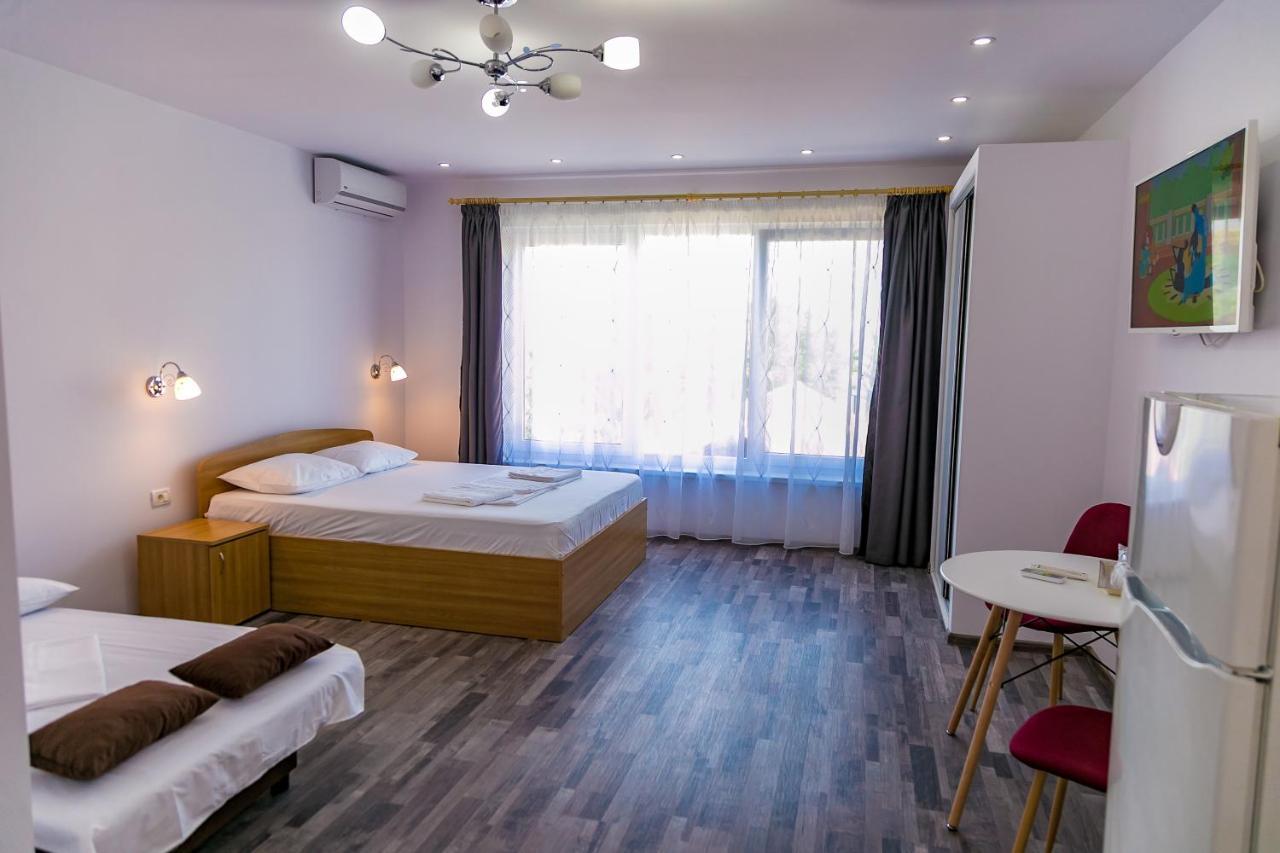Hotel Casa Iordachescu Două Mai Exteriér fotografie