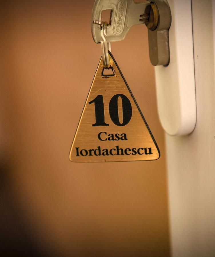 Hotel Casa Iordachescu Două Mai Exteriér fotografie