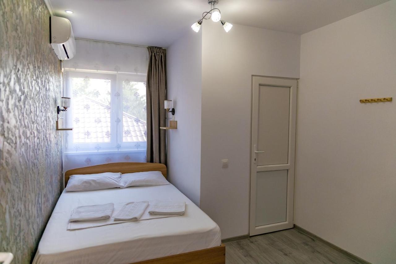 Hotel Casa Iordachescu Două Mai Exteriér fotografie